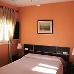 Couette-café El Celemin De Conil 3*