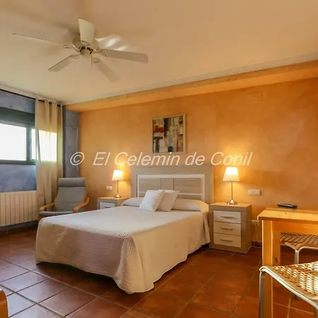 El Celemin De Conil Couette-café 3*